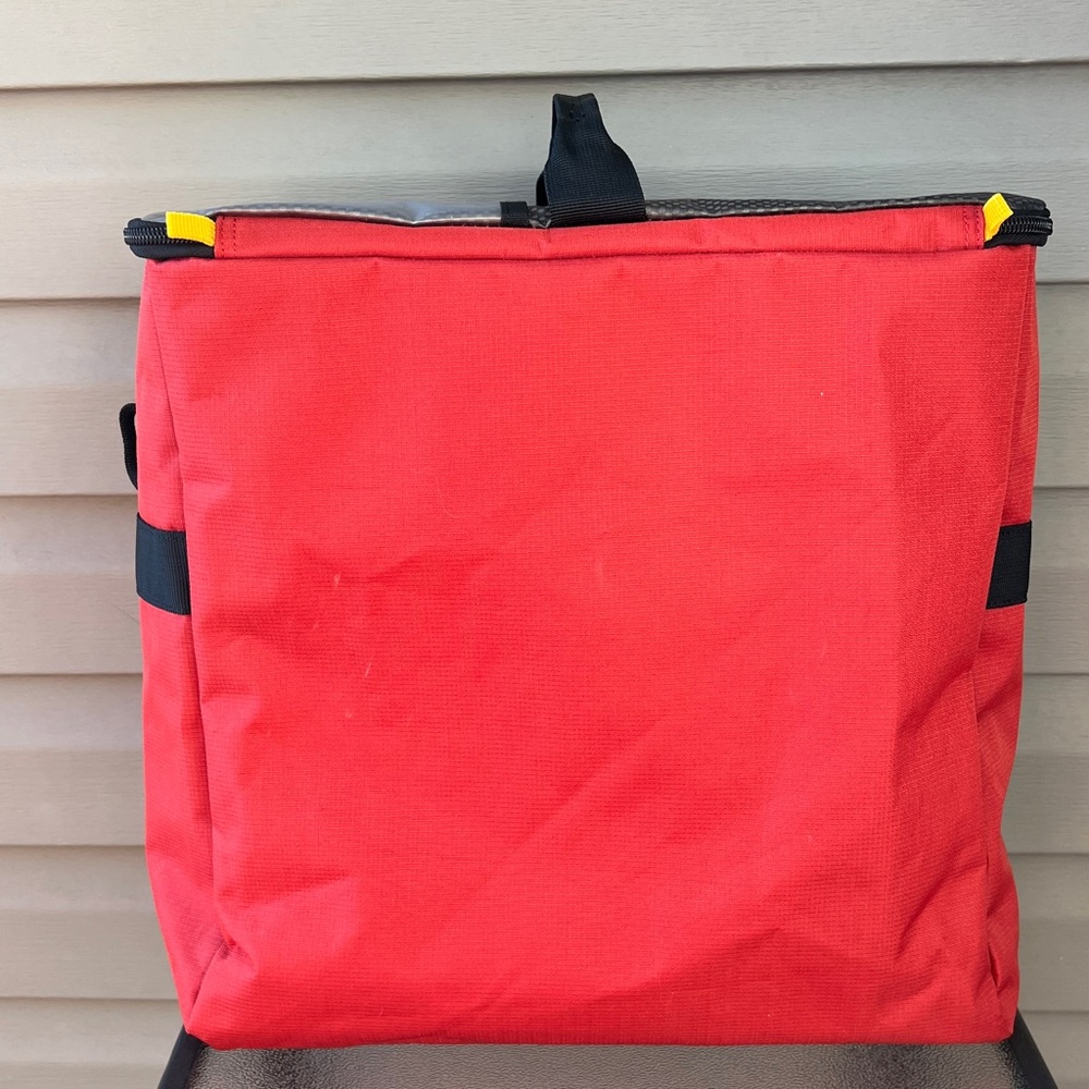 Mountainsmith Basic Cube - 1600cu - image 6